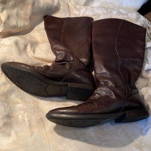 Dark brown winter lined Santana leather boots size 8